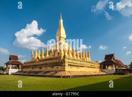 The golden pagoda wat Phra That Luang in Vientiane, Laos Stock Photo