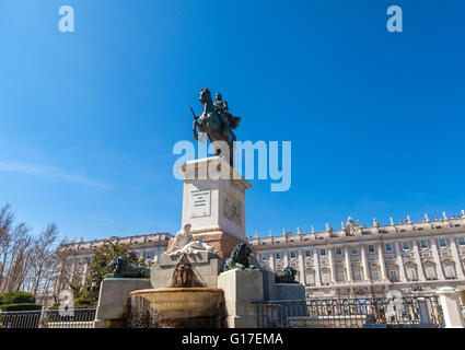 Monument to king Felipe IV in Plaza de Oriente, Madrid, Spain Stock Photo