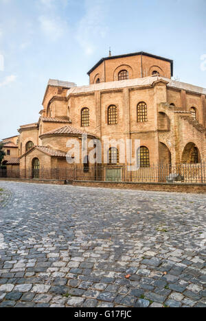 Basilica di San Vitale in Ravenna, Emilia-Romagna, Italy | Basilica di San Vitale in Ravenna, Emilia-Romagna, Italien. Stock Photo