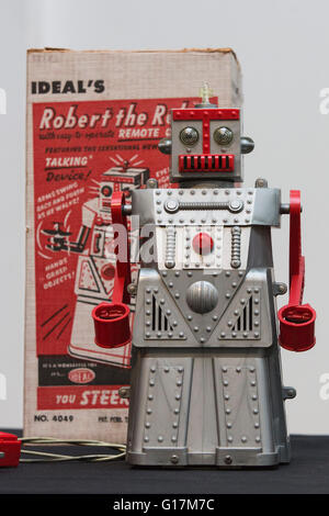 前期型 Robert the Robot 1950年代 ロボット 箱付き USA Robert the Robot – museum of robots