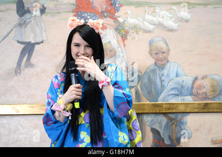 Stockholm, Sweden. 10th May, 2016. German singer Jamie-Lee Kriewitz performs during a reception at the German Embassy in Stockholm, Sweden, 10 May 2016 on the occasion of the 61st annual Eurovision Song Contest (ESC). The Grand ESC Final will take place on 14 May. Credit:  dpa picture alliance/Alamy Live News Stock Photo