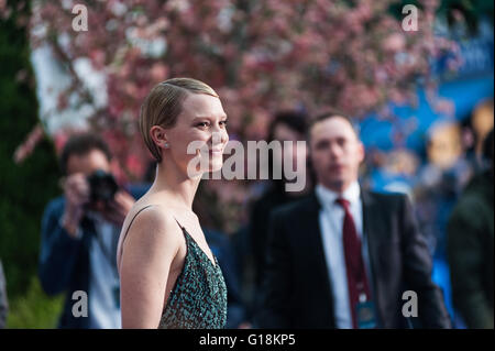 London, UK. 10th May 2016. Mia Wasikowska at the European movie premiere of 'Alice Through The Looking Glass' in London's Leicester Square. Wiktor Szymanowicz/Alamy Live News