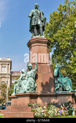 Statue of Istvan Szechenyi, one of the greatest statesmen of Hungarian history, Budapest. The statue by the Hungarian sculptor J Stock Photo