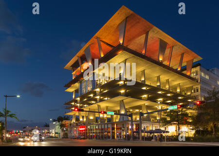 1111 LINCOLN ROAD MULTI LEVEL PARKING GARAGE (©HERZOG & DE MEURON 2010) SOUTH BEACH MIAMI BEACH FLORIDA USA Stock Photo