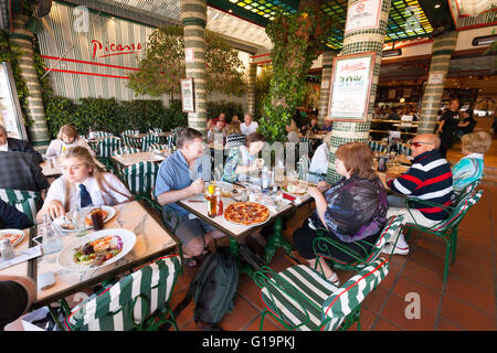 Picasso pizzeria and creperie restaurant exterior, Puerto Banus harbour,  Marbella Costa del Sol, Andalusia, Spain Stock Photo - Alamy