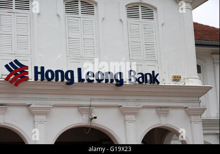 Hình ảnh chất lượng cao tòa nhà Hong Leong: Tòa nhà Hong Leong là biểu tượng của thành phố. Với hình ảnh chất lượng cao, bạn có thể khám phá vẻ đẹp độc đáo của tòa nhà này dưới tất cả các góc độ. Hãy thưởng thức những bức ảnh tuyệt đẹp của tòa nhà Hong Leong và khám phá vẻ đẹp của thành phố.