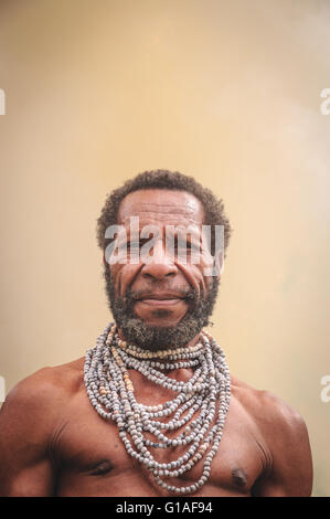 Highlands tribe in Piaya village, Papua New Guinea Stock Photo