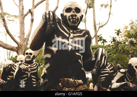 The Chimbu skeleton tribe in Piaya village near Mt Hagen, Papua New Guinea Stock Photo