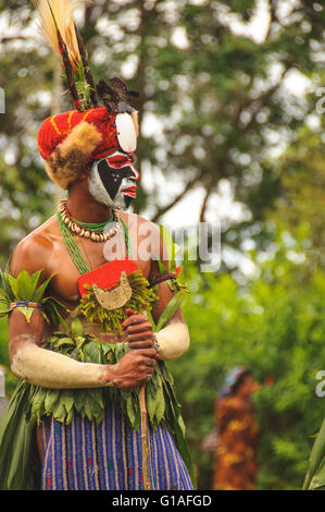 Highlands tribe in Piaya village, Papua New Guinea Stock Photo