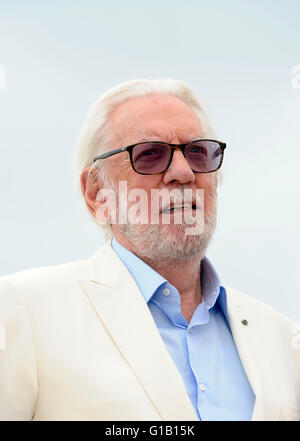 Cannes, France. 11th May, 2016. Donald Sutherland attending the Photocall for the Jury at the Festivel de Cannes  11th May 2016 Credit:  Peter Phillips/Alamy Live News Stock Photo