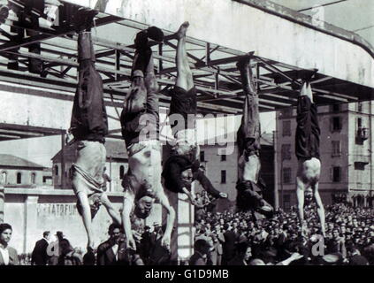 The death of Benito Mussolini, the Italian fascist dictator. body of Mussolini (second from left) next to Clara Petacci (middle) and other executed fascists, in Piazzale Loreto, Milan, April 1945 Stock Photo