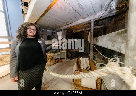 Hamburg, Germany. 13th May, 2016. Curator Elmira Mitschailow at the Auswanderermuseum (Emigration Museum) in Hamburg, Germany, 13 May 2016. Today, the museum reopens after a prolonged closure with a newly conceptualised exhibition. PHOTO: MARKUS SCHOLZ/dpa/Alamy Live News