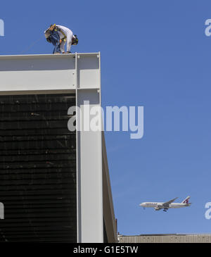 Los Angeles, California, USA. 19th Apr, 2016. Construction site for the new Hollywood Park Casino in Inglewood. © Ringo Chiu/ZUMA Wire/Alamy Live News Stock Photo