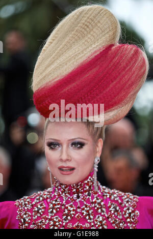 Cannes, France. 13th May, 2016. TV personality Elena Lenina poses on the red carpet as she arrives for the screening of the film 'Ma loute' (Slack Bay) at the 69th Cannes Film Festival in Cannes, France, May 13, 2016. Credit:  Jin Yu/Xinhua/Alamy Live News Stock Photo