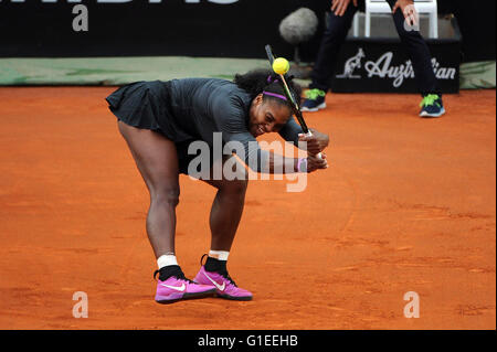 Rome, Italy. 14th May, 2016. BNL d'Italia tennis tournament. Serena Williams (USA) versus Irina Camelia Begu (ROU). Serena Williams as she beats Begu by a score of 6-4 6-1 to make the final. Credit:  Action Plus Sports/Alamy Live News Stock Photo
