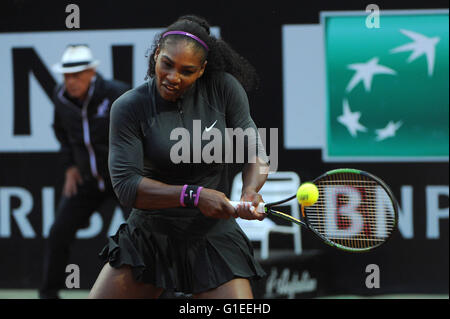 Rome, Italy. 14th May, 2016. BNL d'Italia tennis tournament. Serena Williams (USA) versus Irina Camelia Begu (ROU). Serena Williams as she beats Begu by a score of 6-4 6-1 to make the final. Credit:  Action Plus Sports/Alamy Live News Stock Photo