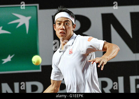 Rome, Italy. 14th May, 2016. Kei Nishikori of Japan in action against Novak Djokovic of Serbia during The Internazionali BNL d'Italia 2016 on May 14, 2016 in Rome, Italy. Credit:  marco iorio/Alamy Live News Stock Photo