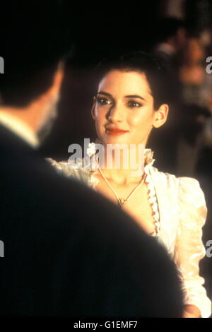 BRAM STOKER'S DRACULA, Winona Ryder, Gary Oldman, 1992 Stock Photo - Alamy