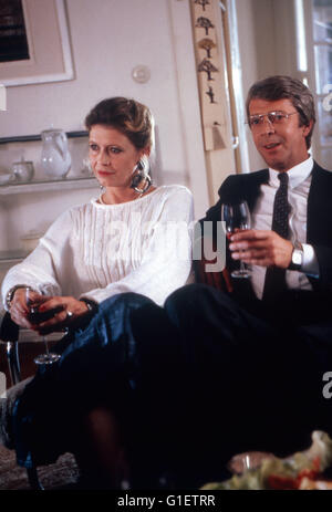 Lorentz & Söhne, Fernsehserie, Deutschland 1988, Darsteller: Lisa Kreutzer, Volkert Kraeft Stock Photo