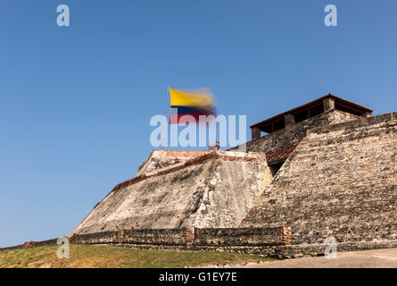 Castillo San Felipe de Barajas and Colombian flag Cartagena de Indias Colombia, South America Stock Photo