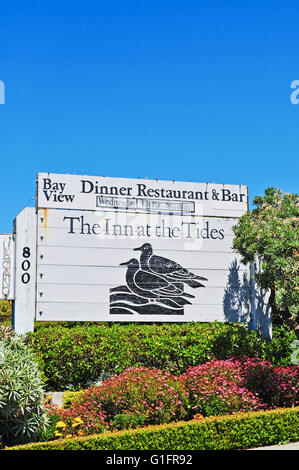 California: sign of The Inn at the Tides in Bodega Bay, a restaurant in Bodega Bay, famous for being the set of The Birds, Alfred Hitchcock's movie Stock Photo