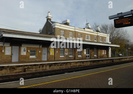 Sandwich railway station - Kent Stock Photo - Alamy