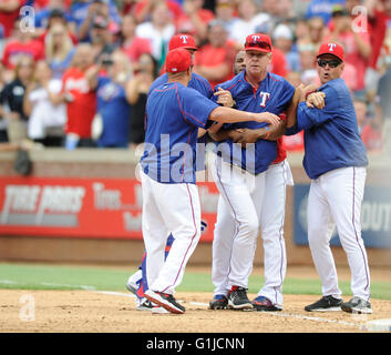 Toronto Blue Jays manager John Schneider looks out from the dugout before a  baseball game against the Miami Marlins, Monday, June 19, 2023, in Miami.  (AP Photo/Lynne Sladky Stock Photo - Alamy