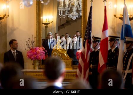 U.S Secretary of State John Kerry is reflected in the mirror during arrival ceremony for the Nordic leaders in the Grand Foyer of the White House May 13, 2016 in Washington, DC.