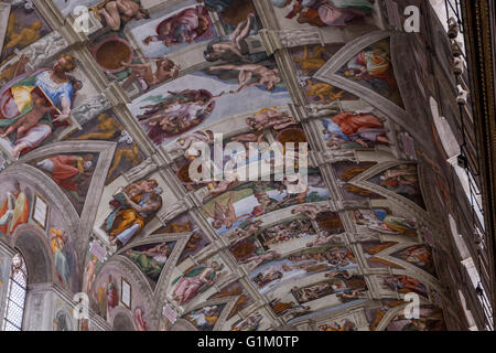 The Sistine Chapel ceiling, painted by Michelangelo. The Creation of ...