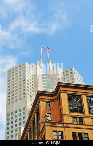 San Francisco, Usa: skyline and 345 California Center (Tweezer Towers), completed in 1986, a 48-story office tower in the Financial District Stock Photo