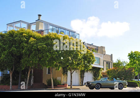 San Francisco: view of Buena Vista neighborhood, which surrounds Buena Vista Park, south of the Haight-Ashbury neighborhood Stock Photo