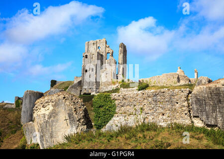 The ruins of Corfe Castle on the Isle of Purbeck, Dorset, England Stock Photo