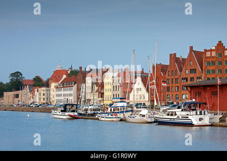 Historic houses along the river Trave, Hanseatic town Lübeck, Schleswig-Holstein, Germany Stock Photo