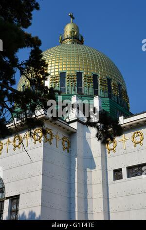 Kirche am Steinhof (Otto-Wagner-Spital 14. Wiener Gemeindebezirk Penzing auf der Baumgartner Höhe) Stock Photo