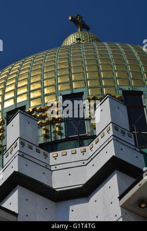 Kirche am Steinhof (Otto-Wagner-Spital 14. Wiener Gemeindebezirk Penzing auf der Baumgartner Höhe) Stock Photo