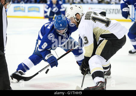 Tampa, Florida, USA. 18th May, 2016. DIRK SHADD | Times.Tampa Bay Lightning center Tyler Johnson (9) faces off with Pittsburgh Penguins center Nick Bonino (13) during the first period in game three of the Eastern Conference Finals between the Tampa Bay Lightning and the Pittsburgh Penguins at Amalie Arena in Tampa, Fla. on Wednesday, May 18, 2016. © Dirk Shadd/Tampa Bay Times/ZUMA Wire/Alamy Live News Stock Photo