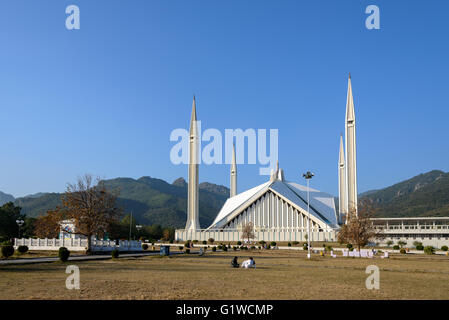 The Faisal Mosque is the largest mosque in Pakistan, located in the national capital city of Islamabad. Stock Photo