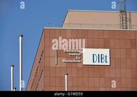 Deutsches Institut fuer Bautechnik, Kolonnenstrasse, Schoeneberg, Berlin, Deutschland Stock Photo