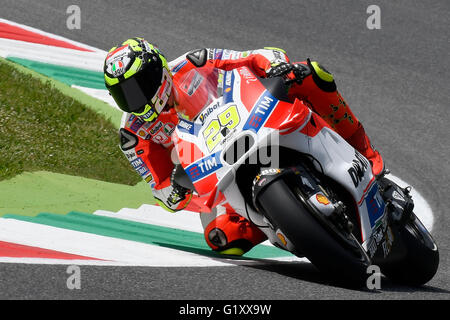 Firenze, Italy. 20th May, 2016. Andrea Iannone of Italy and Ducati Team  rides during the FP of Gran Premio d'Italia TIM 2016 MotoGP in Scarperia (Firenze) Italy,on 20 May 2016  Credit:  marco iorio/Alamy Live News Stock Photo
