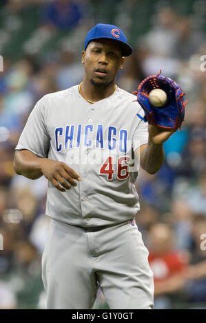 Milwaukee, WI, USA. 18th May, 2016. Chicago Cubs relief pitcher Pedro Strop #46 during the Major League Baseball game between the Milwaukee Brewers and the Chicago Cubs at Miller Park in Milwaukee, WI. John Fisher/CSM/Alamy Live News Stock Photo