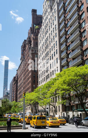 Co-Op Apartment Houses and Traffic , Park Avenue, Upper  East Side, NYC, USA Stock Photo