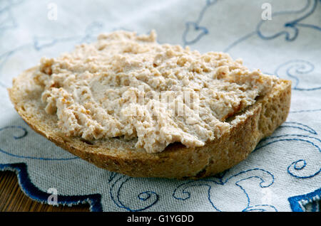 Cherkes tavugu - Chicken on the Circassian In Walnut Sauce Stock Photo