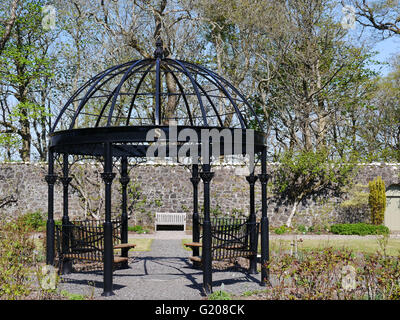 The Memorial Gazebo in the Walled Garden of Dunvegan Castle Gardens, Isle of Skye, Western Highlands of Scotland, UK. Stock Photo