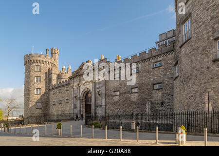 Morning sunlight on Kilkenny Castle, a castle in Kilkenny, Ireland, built in 1195 by William Marshal, 1st Earl of Pembroke. Stock Photo