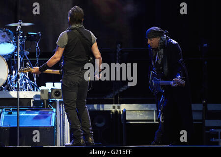 Madrid, Madrid, Spain. 21st May, 2016. Bruce Springsteen, Steve Van Zandt, Nils Lofgren performs on stage during 'The river Tour 2016' at Santiago Bernabeu Stadium on May 21, 2016 in Madrid Credit:  Jack Abuin/ZUMA Wire/Alamy Live News Stock Photo
