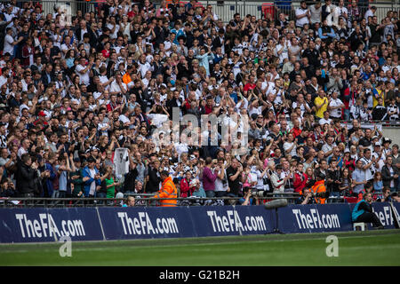 London, UK. 22nd May, 2016. FA Vase Final - Hereford Town v Morpeth Town - Hereford FC fans honour the late Adam Stansfield during the 9th minute with a minute long applause Credit:  Samuel Bay/Alamy Live News Stock Photo