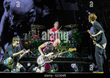 Columbus, Ohio, USA. 22nd May, 2016. ANTHONY KIEDIS, FLEA, CHAD SMITH and JOSH KLINGHOFFER (L-R) of Red Hot Chili Peppers perform live during Rock on the Range music festival at Columbus Crew Stadium in Columbus, Ohio © Daniel DeSlover/ZUMA Wire/Alamy Live News Stock Photo