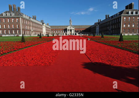 London, UK. 23rd May, 2016. The 5000 Poppies Project an art installation of crocheted on display at the 2016 RHS Chelsea Flower Show which opened today, London, UK. The installation, which utilises well in excess of quarter of a million poppies from an estimated 50,000 contributors, is designed as a tribute to those who served in all wars, creating a thread of connection to servicemen and women in the armed forces. Credit:  Michael Preston/Alamy Live News Stock Photo