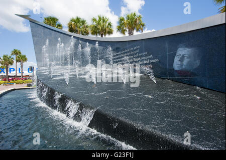 John F. Kennedy memorial at the entrance of the visitor complex of Kennedy Space Center Stock Photo