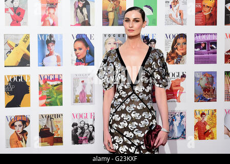 Erin O'Connor attending The Vogue 100 Gala Dinner at East Albert Lawn, Kensington Gardens, London. PRESS ASSOCIATION Photo. Picture date: Monday 23rd May 2016. Photo credit should read: Ian West/PA Wire Stock Photo